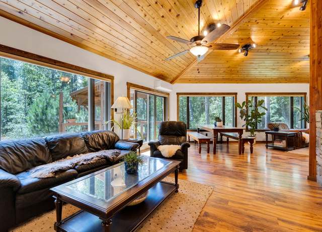 Property at 645 Wolf Creek Dr, Bigfork, MT 59911, 3 beds, 2 baths