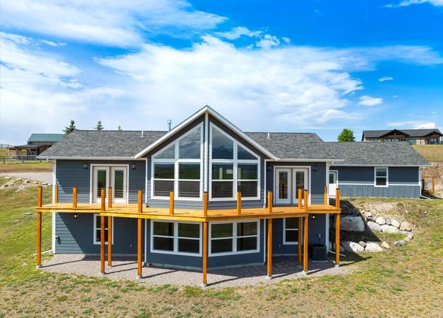 Property at 132 Skyview Ln, Polson, MT 59860, 3 beds, 2.5 baths