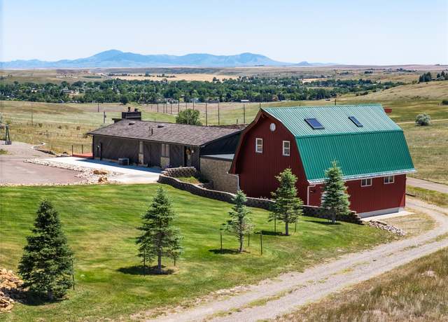 Property at 38 Cheyenne Dr, Great Falls, MT 59404, 4 beds, 2 baths