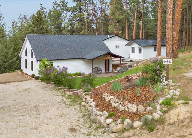 Property at 440 E 20th St, Hamilton, MT 59840, 4 beds, 2.5 baths