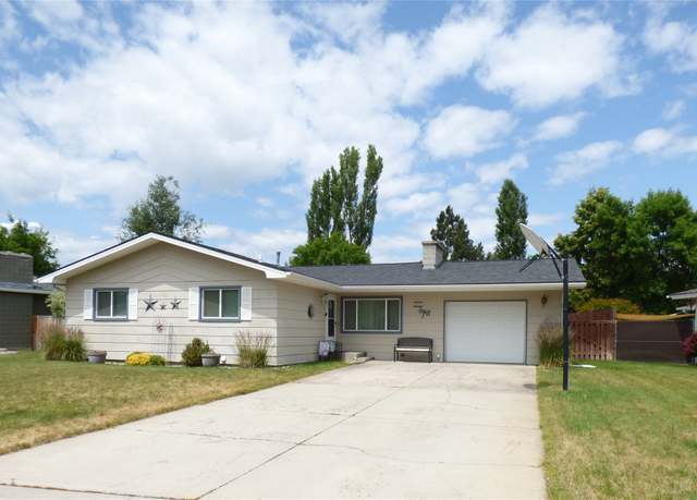 Property at 2903 Harmony Ct, Missoula, MT 59801, 4 beds, 2 baths