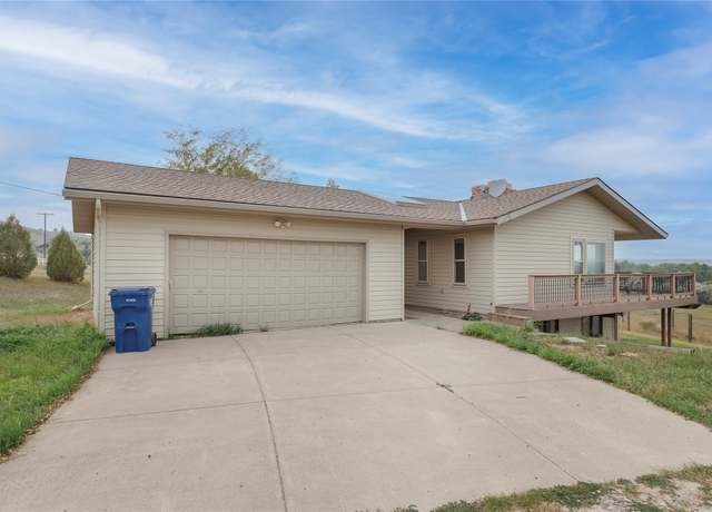 Property at 2015 Sun River Rd, Great Falls, MT 59404, 4 beds, 4 baths