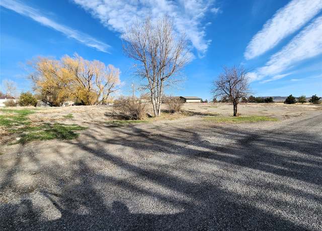 Property at 613 4th Ave SW, Choteau, MT 59422