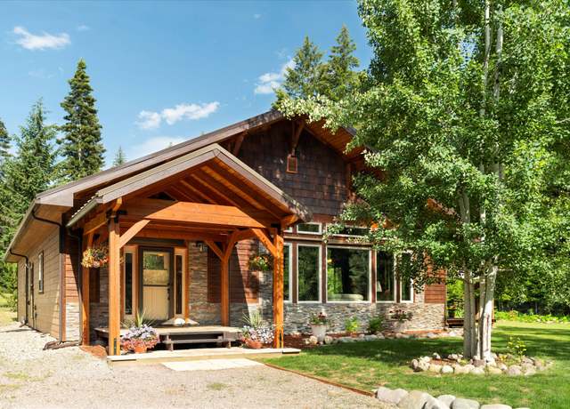 Property at 533 Center Dr, Troy, MT 59935, 3 beds, 3 baths