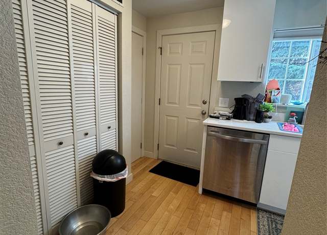 Property at 2721 Crystal Ct, Missoula, MT 59808, 2 beds, 1.5 baths