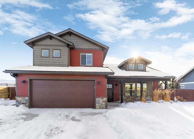 Property at 150 Swede Trl, Kalispell, MT 59901, 4 beds, 2.5 baths