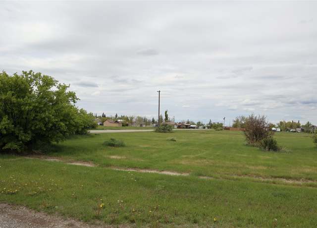 Property at 701 Illinois Ave, Valier, MT 59486