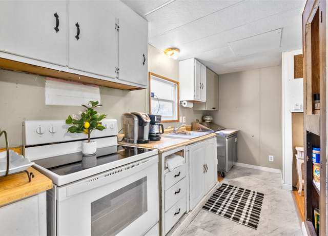 Property at 445 Fir Ter, Kalispell, MT 59901, 3 beds, 2 baths