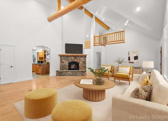 Property at 129 Foothill Trl, Kalispell, MT 59901, 4 beds, 3.5 baths
