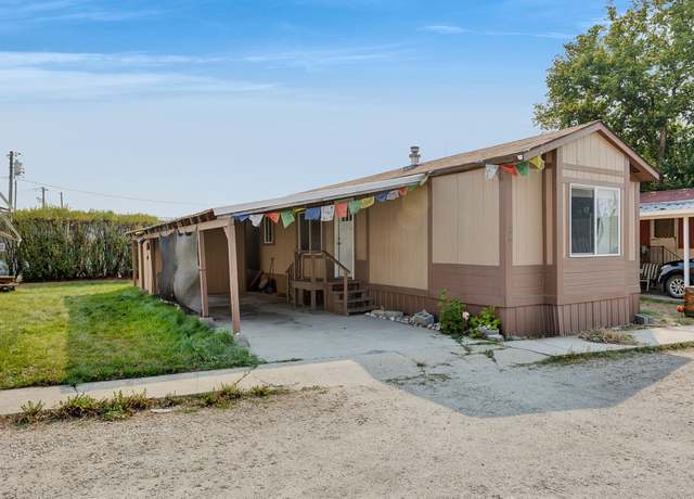 Property at 103 N Court Ct, Hamilton, MT 59840, 2 beds, 2 baths