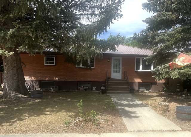 Property at 727 Granite Ave, Shelby, MT 59474, 5 beds, 2 baths