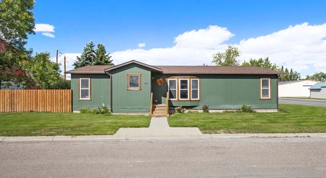 Photo of 421 1st Ave S, Fairfield, MT 59436