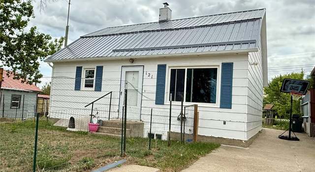 Photo of 121 8th Ave SE, Cut Bank, MT 59427