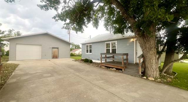 Photo of 31 S 5th St, Sunburst, MT 59482
