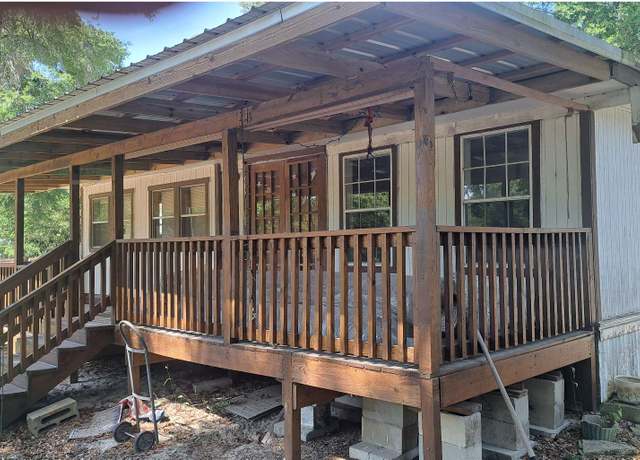 Property at 151 SW Shellcracker Dr, Fort White, FL 32038, 2 beds, 1 bath