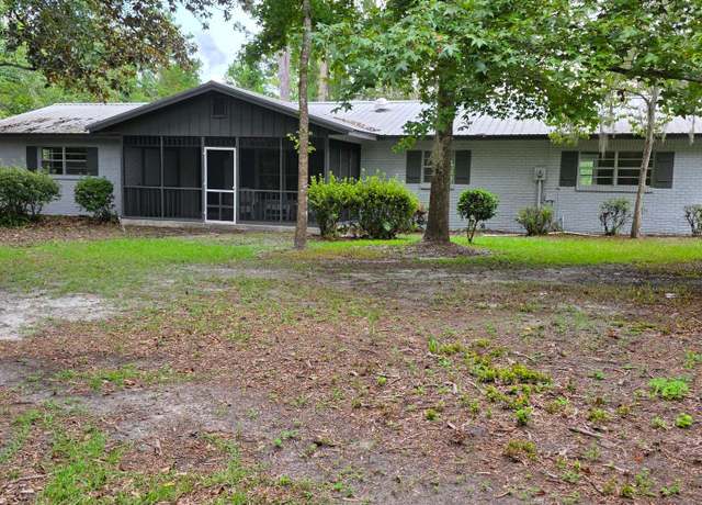 Property at 456 SW Koonville Ave, Lake City, FL 32024, 3 beds, 2 baths