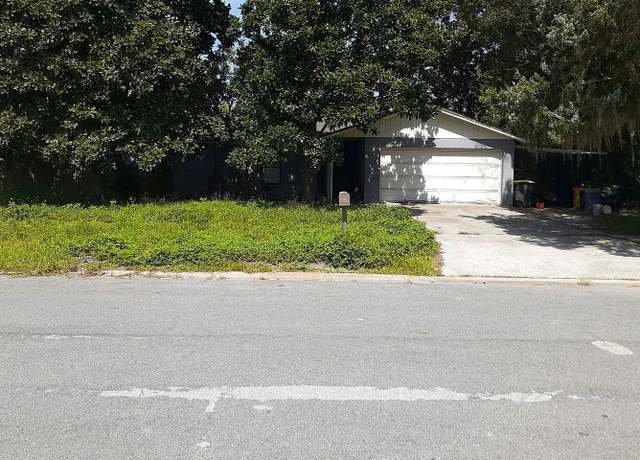 Property at 5942 W Broken Arrow Dr, Jacksonville, FL 32244, 4 beds, 2 baths