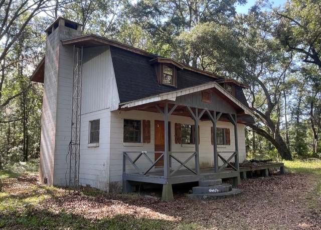 Property at 348 SW Tall Pine Ct, Lake City, FL 32024, 1 bed, 2 baths