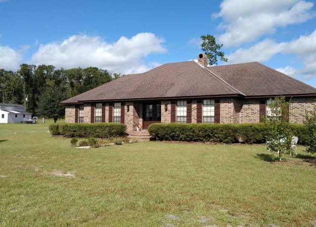Property at 3656 Pinemount Rd, Lake City, FL 32024, 4 beds, 3 baths