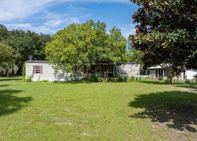 Property at 928 SW Mary Ter, Lake City, FL 32024, 3 beds, 2 baths