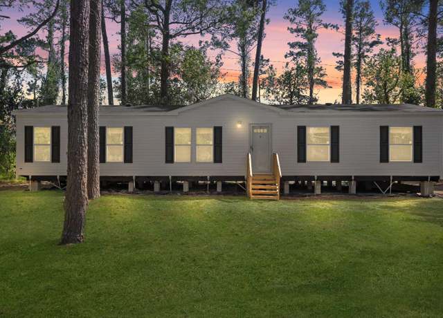 Property at 168 SE Faye Ln, Lake City, FL 32056, 4 beds, 2 baths