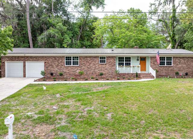 Property at 1275 NW Eadie St, Lake City, FL 32025, 3 beds, 2 baths