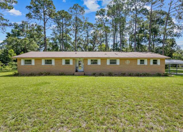 Property at 205 SW Dalmation Ln, Lake City, FL 32024, 4 beds, 3 baths
