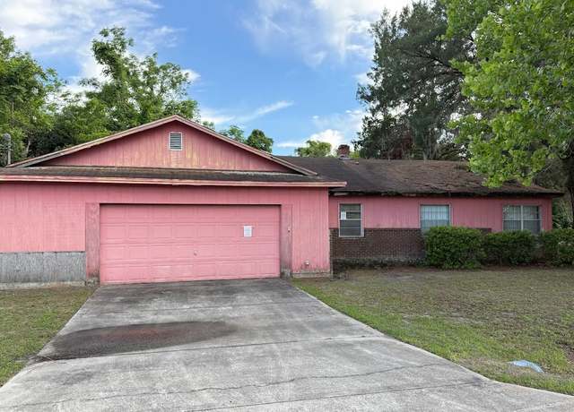 Property at 211 NE Labelle Ter, Lake City, FL 32055, 4 beds, 2 baths