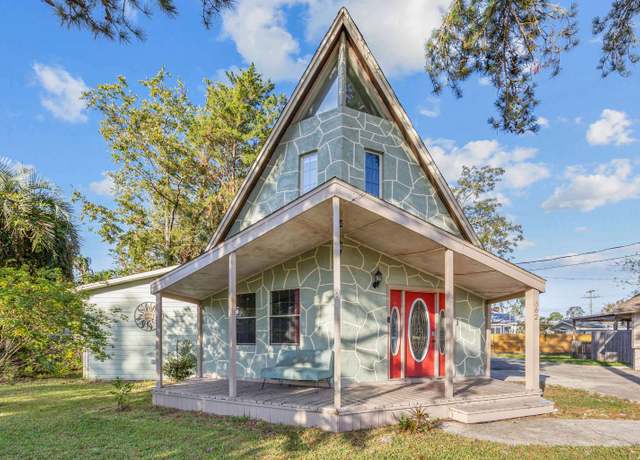 Property at 362 SW Columbia Ave, Lake City, FL 32025, 4 beds, 3 baths