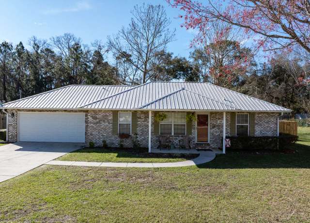 Property at 188 SW Emerald St, Lake City, FL 32024, 2 beds, 2 baths