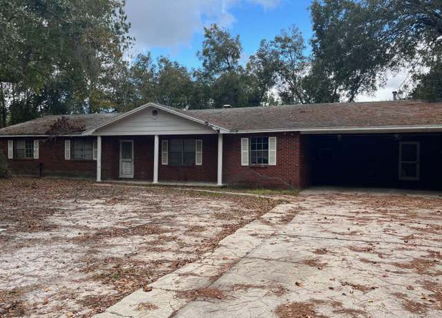 Property at 841 SW Grandview St, Lake City, FL 32025