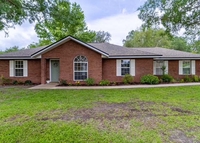 Property at 228 SW Story Pl, Lake City, FL 32024, 3 beds, 2 baths