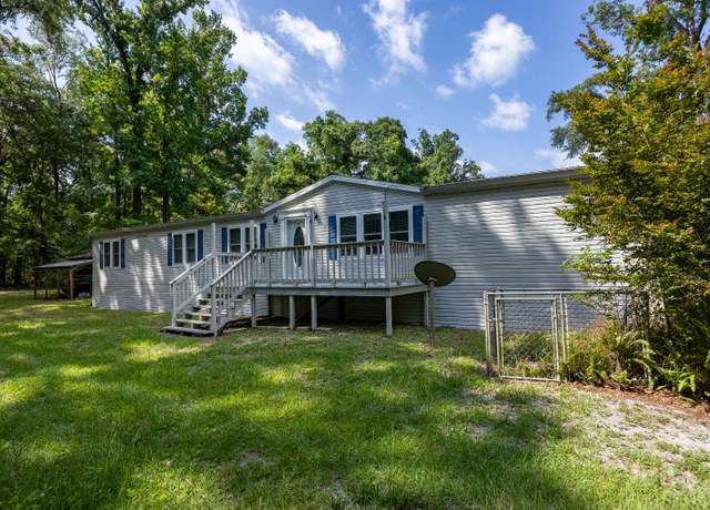 Property at 1103 SW Riverside Ave, Fort White, FL 32038, 4 beds, 2 baths