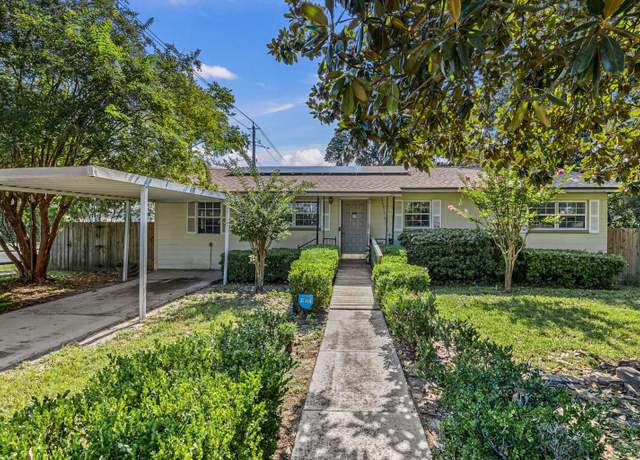 Property at 231 SE Golf Club Ave, Lake City, FL 32025, 4 beds, 1.5 baths