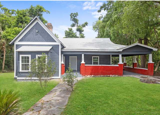 Property at 410 Shelby Ave, Live Oak, FL 32064, 4 beds, 3 baths
