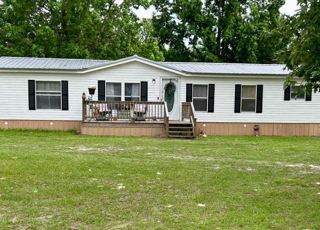 Property at 156 SW Nantucket Pl, Fort White, FL 32038, 3 beds, 2 baths