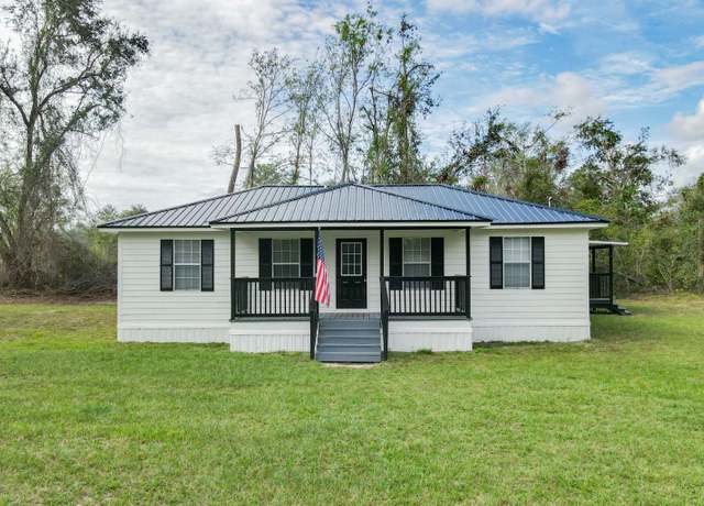 Property at 2895 NW 62nd Ave, Jennings, FL 32053, 4 beds, 2 baths