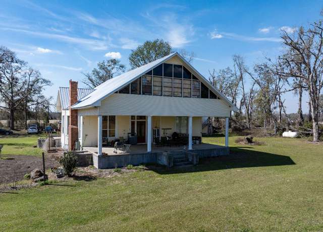 Property at 4651 NW 49th Pl, Jennings, FL 32053, 5 beds, 5 baths