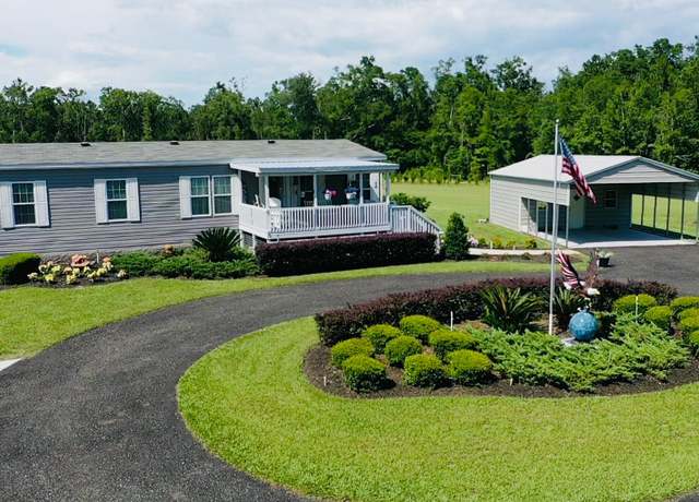 Property at 4127 160th Path, Wellborn, FL 32094, 3 beds, 2 baths