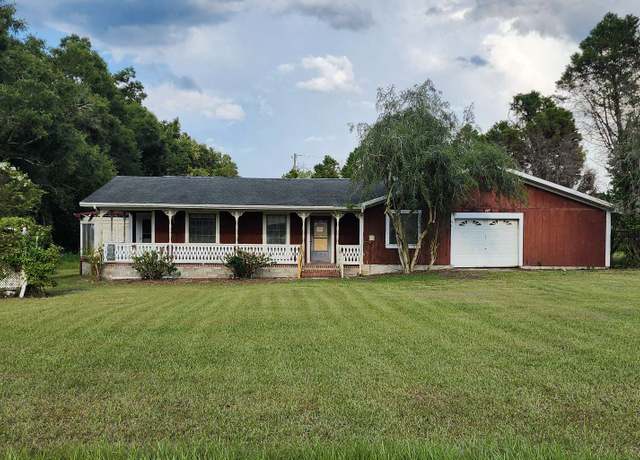 Property at 449 SW Suwannee Downs Dr, Lake City, FL 32024, 3 beds, 2 baths