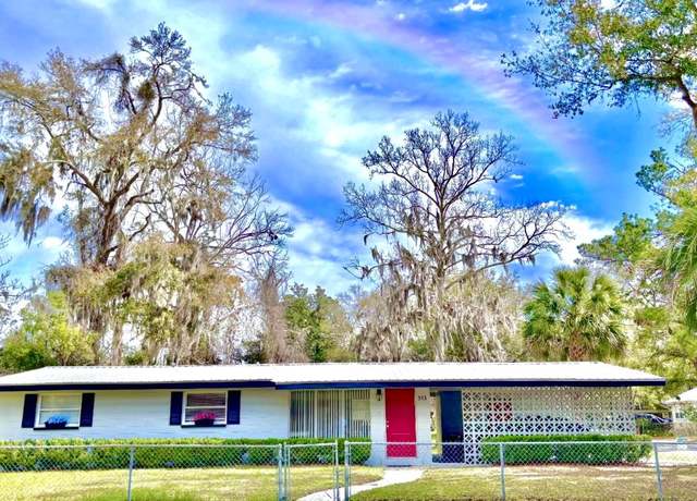 Property at 353 SE Mccray Ave, Lake City, FL 32025, 3 beds, 2 baths