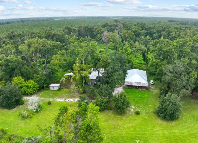 Property at 9126 220th St, Obrien, FL 32071, 5 beds, 2.5 baths