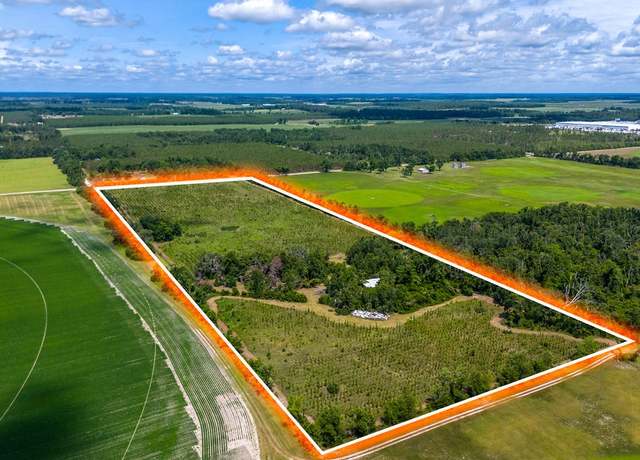 Property at 1261 NE Lambs Ear Trl, Lee, FL 32059