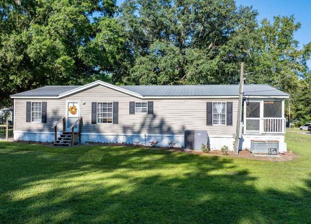 Property at 124 SE Brandon Dr, Lake City, FL 32025, 3 beds, 2 baths