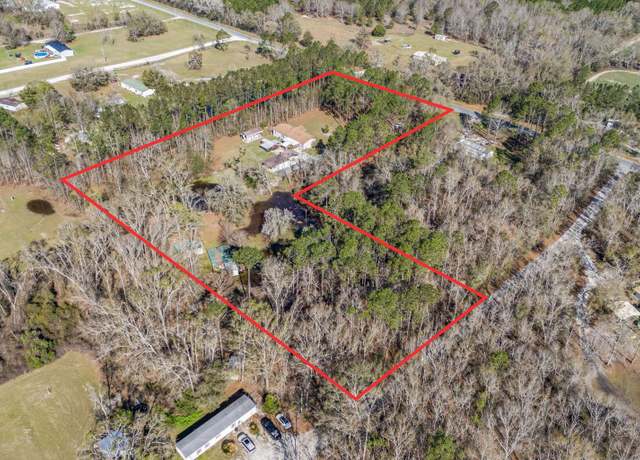 Property at 8160 SW County Road 242, Lake City, FL 32024, 4 beds, 3 baths