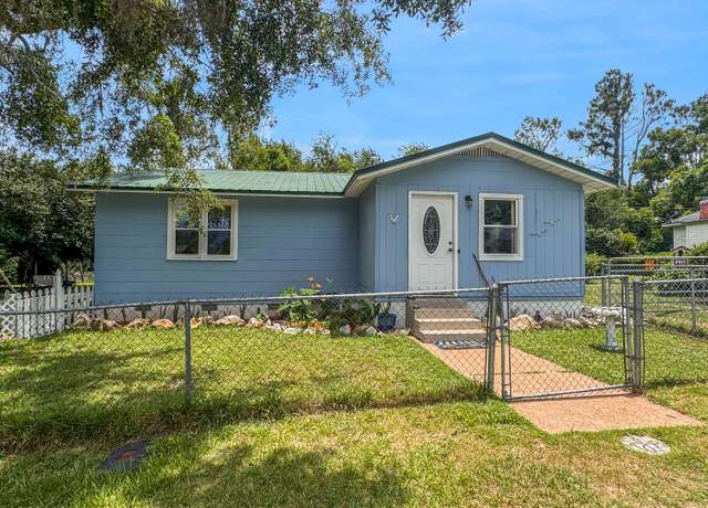 Property at 304 NE Yellow Pine Ave, Madison, FL 32340, 2 beds, 1 bath