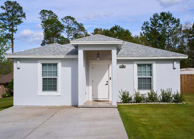 Property at 880 SW Cherub Gln, Lake City, FL 32025, 3 beds, 2 baths