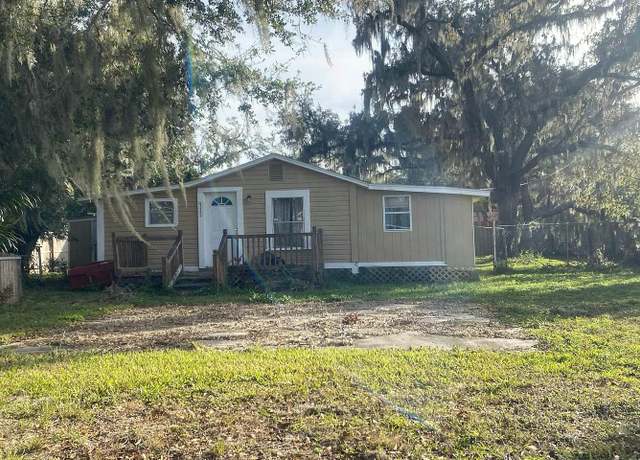 Property at 711 Oakland Heights Ave, FL 33563, 2 beds, 1 bath
