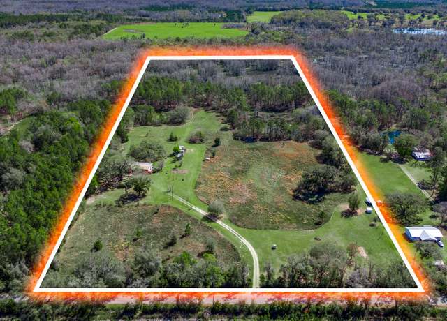 Property at 10650 SE 25th Ave, Trenton, FL 32693, 4 beds, 2.5 baths