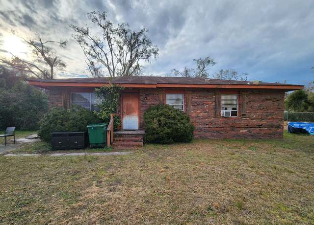 Property at 3753 NW 108th Ln, Jasper, FL 32052, 3 beds, 1 bath